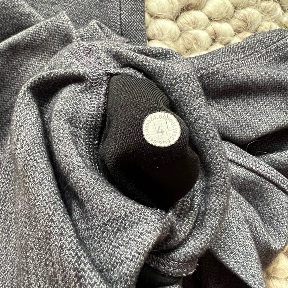 RARE Knit Lululemon Aligns - Picture 4 of 4